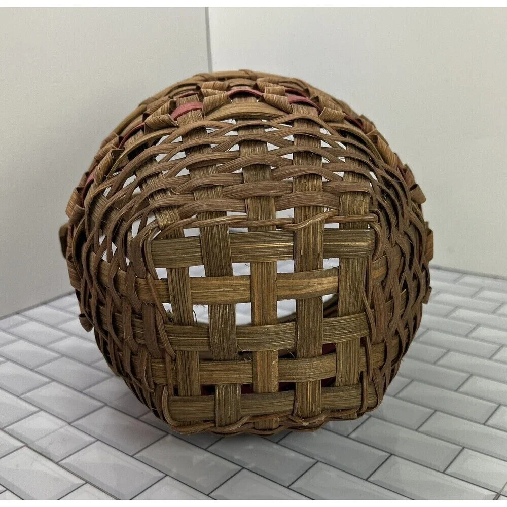 Handmade Curly Berry Basket Round With Handle Natural & Red Farmhouse Country